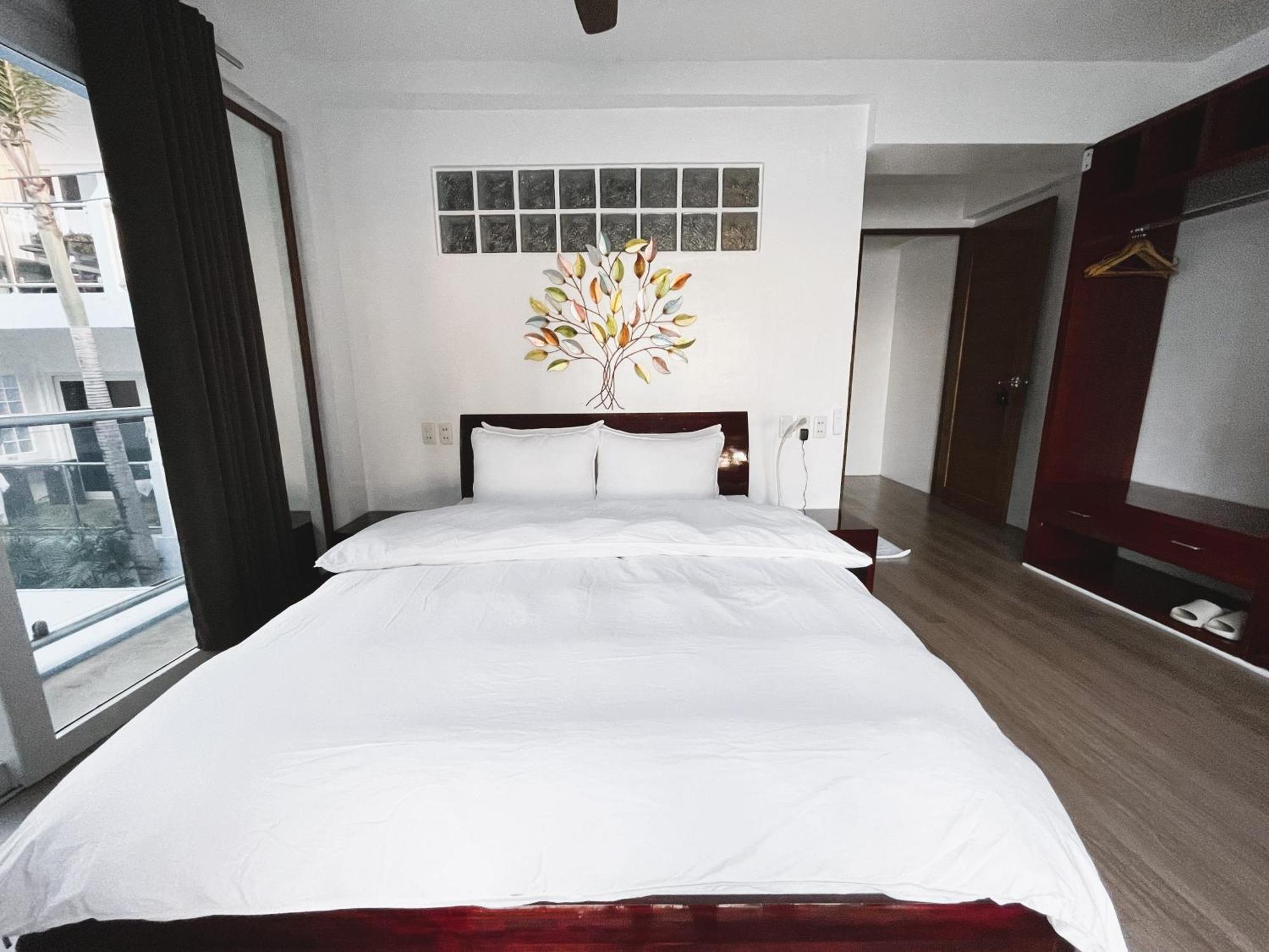 Montani Beach Resort Puerto Galera Powered By Cocotel Екстер'єр фото